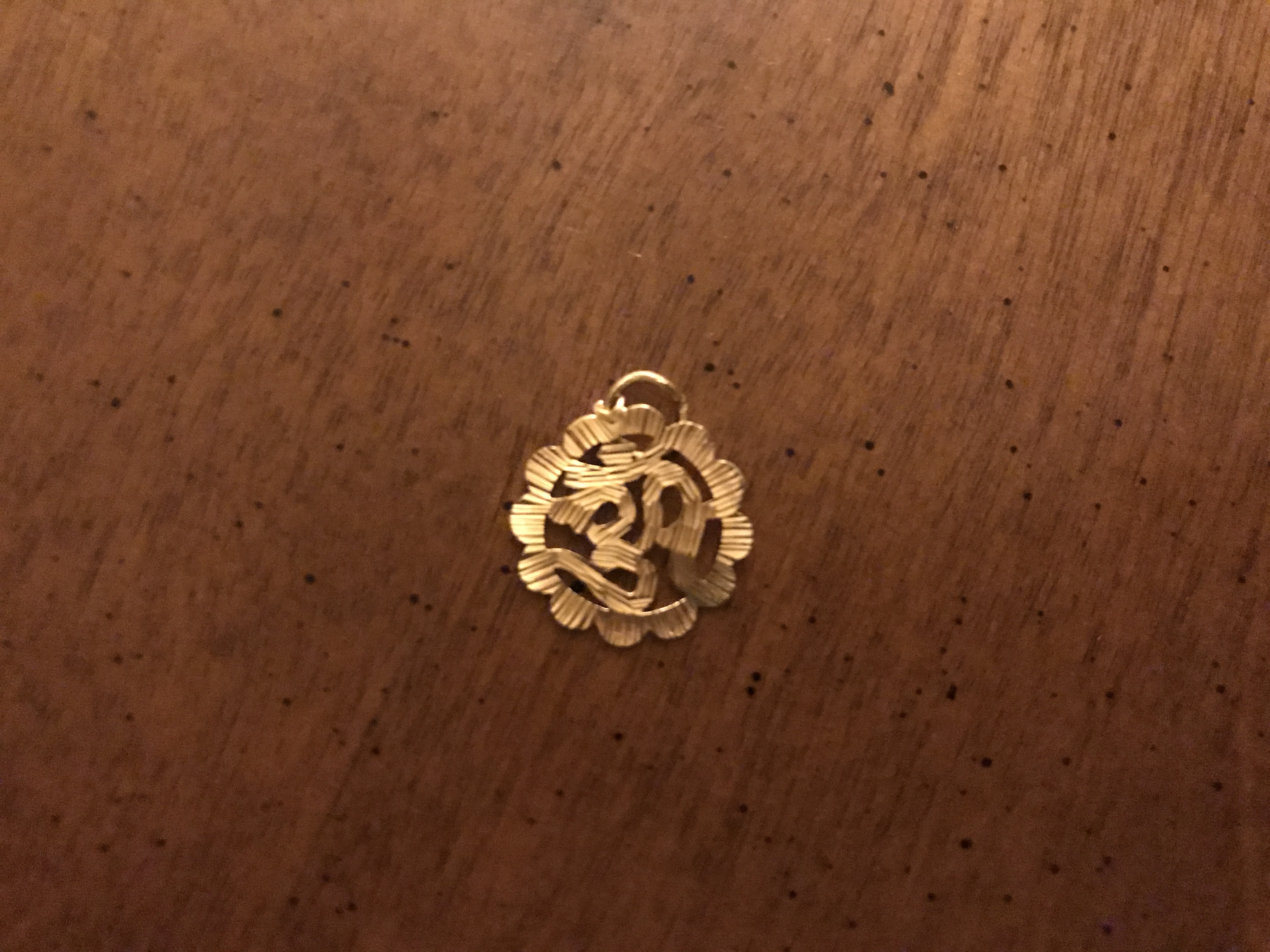Gold Pandent OM 